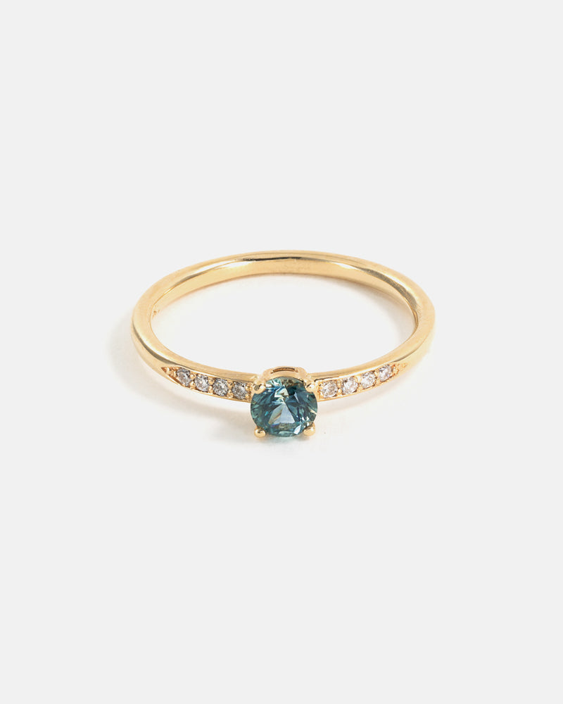 Solitaire Pavé Ring in 14k Fairmined Gold with Montana Sapphire and Lab-Grown Diamonds