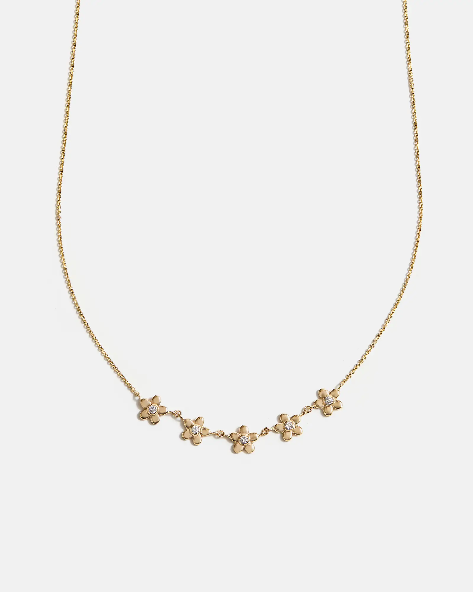 Daisy Necklace in Yellow Gold with lab grown Diamonds