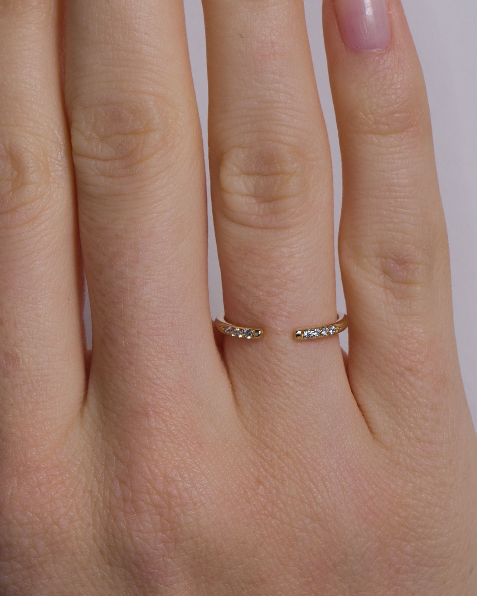 Classic Open Ring in Yellow Gold with Ethical Birthstones