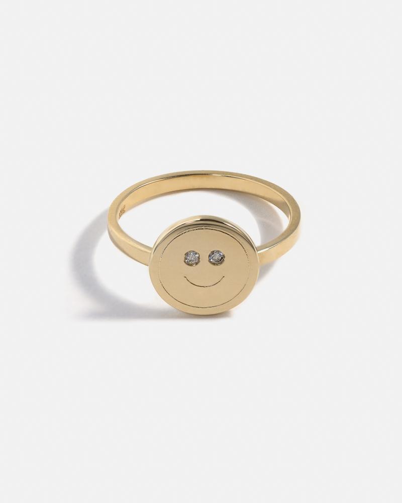 Smiley Ring in Yellow Gold with lab grown Diamonds