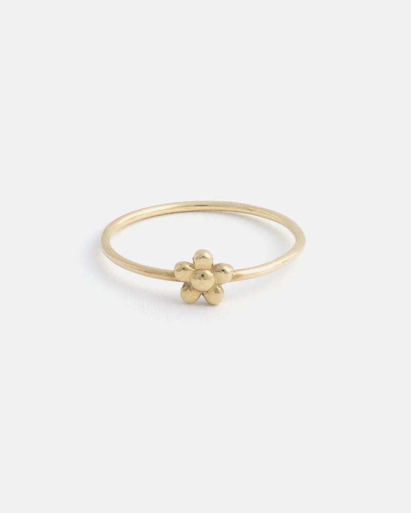 Mini Flower Ring in Yellow Gold