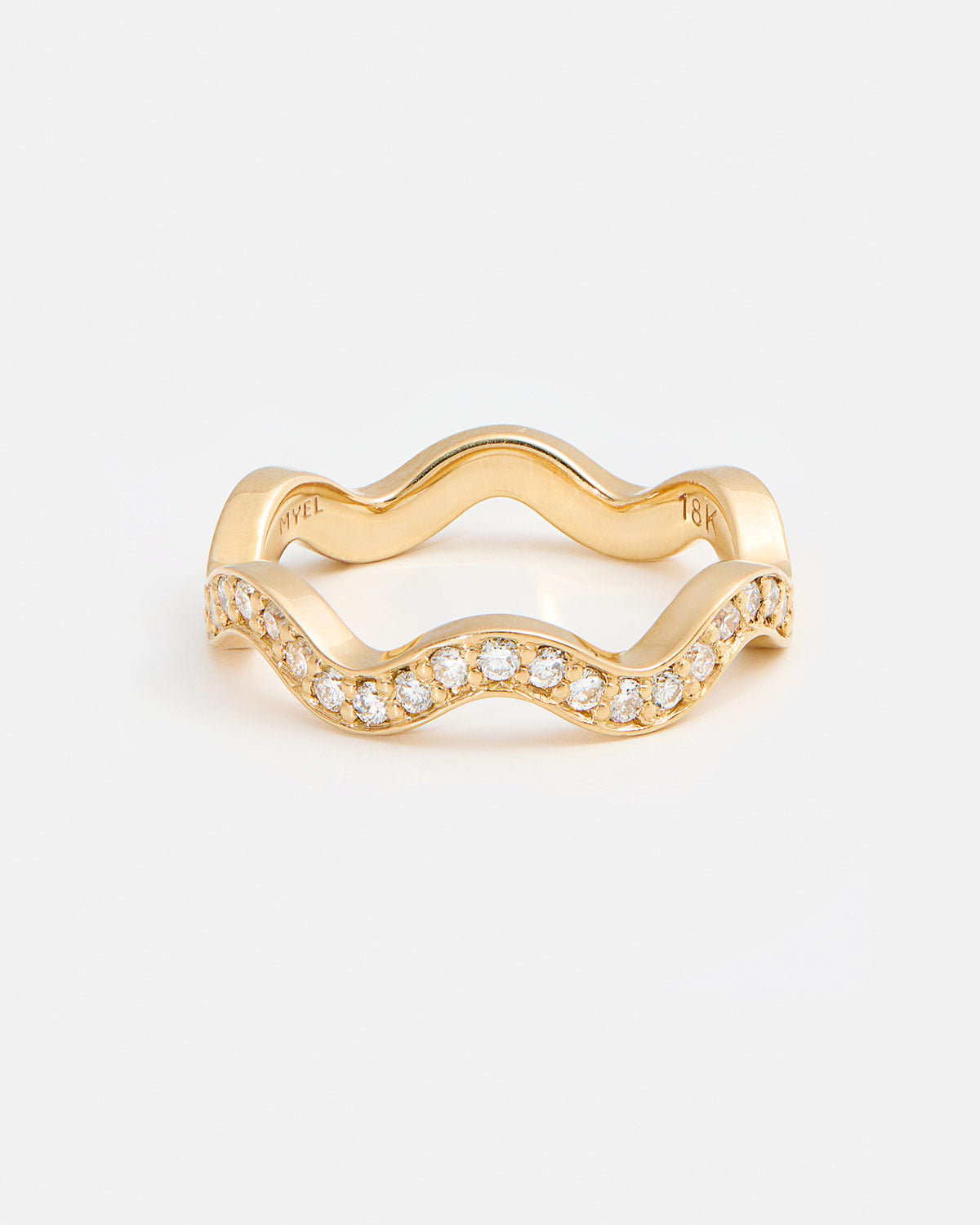Ruffle Ring in 18K Fairmined Gold with Lab-Grown Diamonds